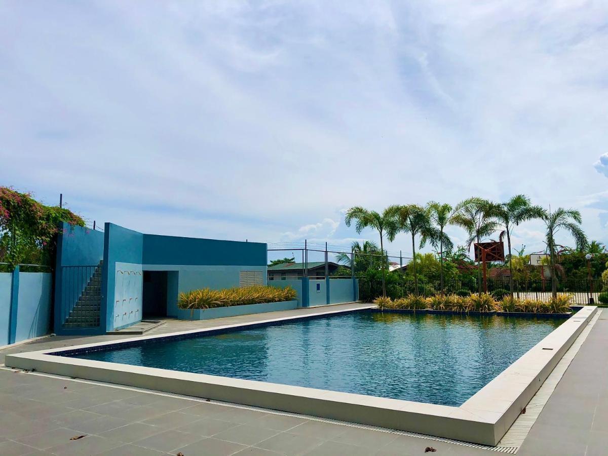 Condo W/ Balcony Near Mactan International Airport Lapu-Lapu City Kültér fotó