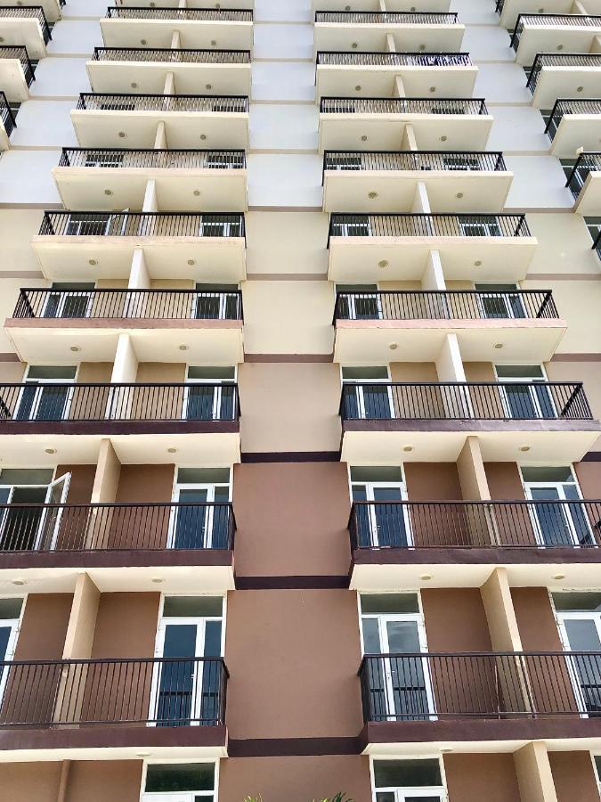 Condo W/ Balcony Near Mactan International Airport Lapu-Lapu City Kültér fotó